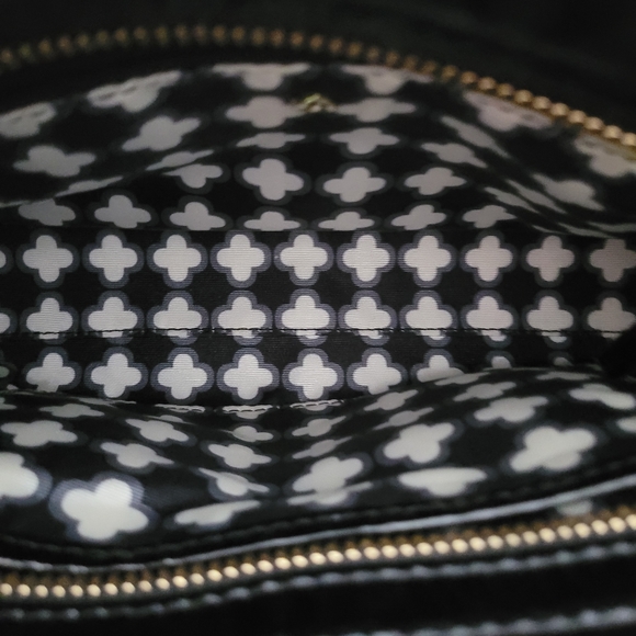 kate spade ♠️ Black & Gold Crossbody Patent Purse - Picture 12 of 14